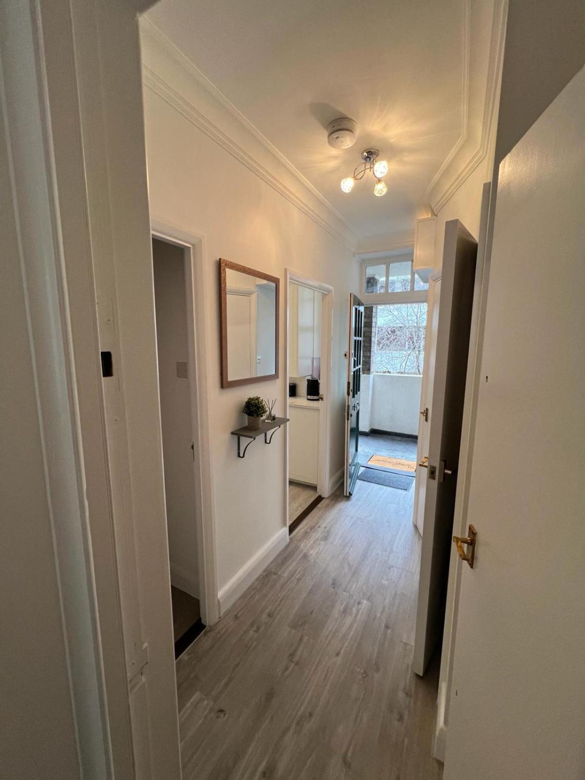 1 Bed Apartment - Centrally Located In The Heart Of Westminster London Exteriör bild